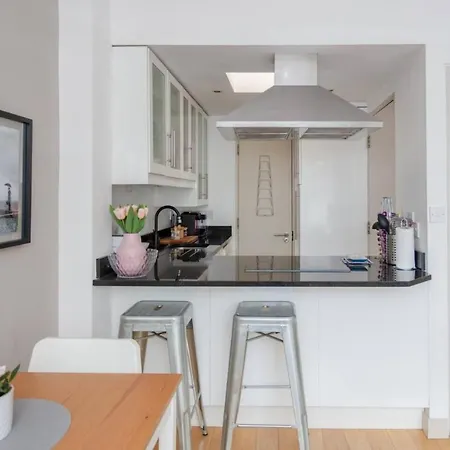 Stylish 1 Bedroom Apartment Near Northcote Road London Exterior photo