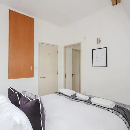 Stylish 1 Bedroom Apartment Near Northcote Road London Exterior photo