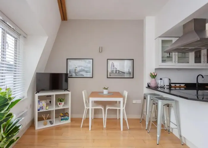 Stylish 1 Bedroom Apartment Near Northcote Road